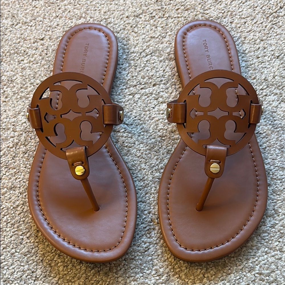 New in box Tory Burch Miller size 7